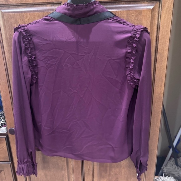 Excellent preloved condition Few Moda Wine Color Hidden-button Blouse Size Med - Picture 11 of 11